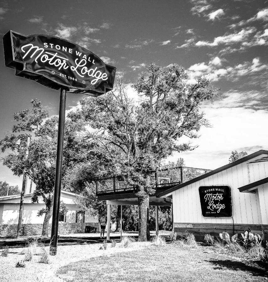 Stonewall Motor Lodge Dış mekan fotoğraf