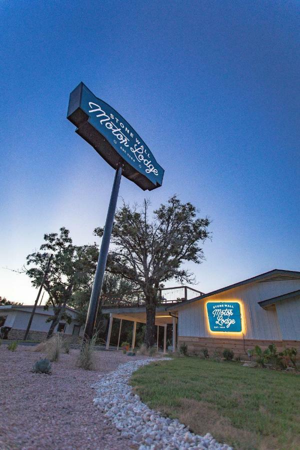 Stonewall Motor Lodge Dış mekan fotoğraf